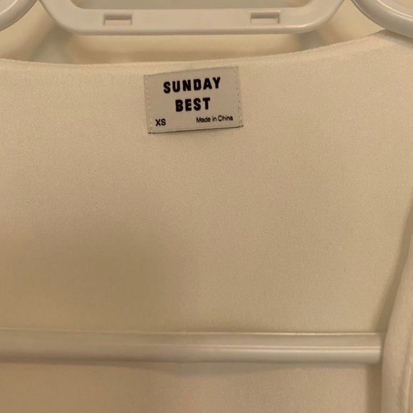 Sunday Best Cropped Tie-Front Blouse - Picture 2 of 3